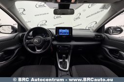 Toyota Yaris 1.5 Hybrid Dynamic Force 2021 full