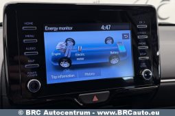 Toyota Yaris 1.5 Hybrid Dynamic Force 2021 full