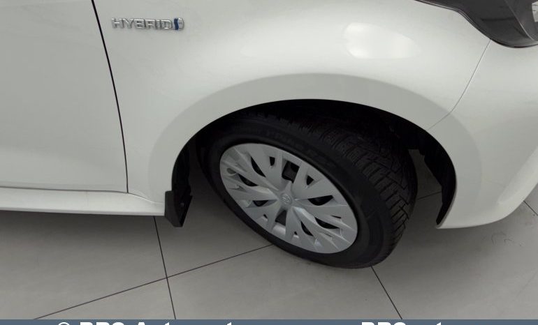 Toyota Yaris 1.5 Hybrid Dynamic Force 2021 full