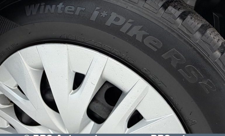 Toyota Yaris 1.5 Hybrid Dynamic Force 2021 full