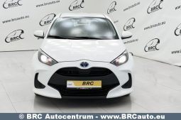 Toyota Yaris 1.5 Hybrid Dynamic Force 2021 full