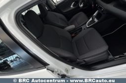 Toyota Yaris 1.5 Hybrid Dynamic Force 2021 full