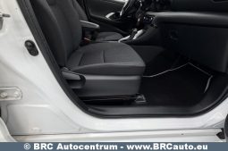 Toyota Yaris 1.5 Hybrid Dynamic Force 2021 full