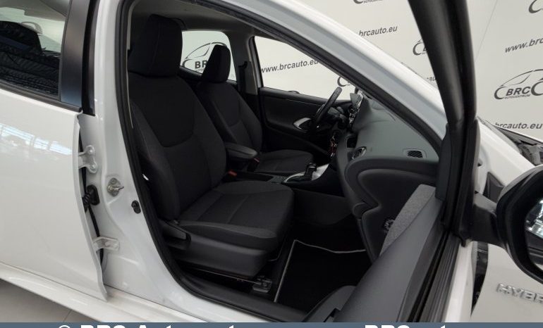 Toyota Yaris 1.5 Hybrid Dynamic Force 2021 full