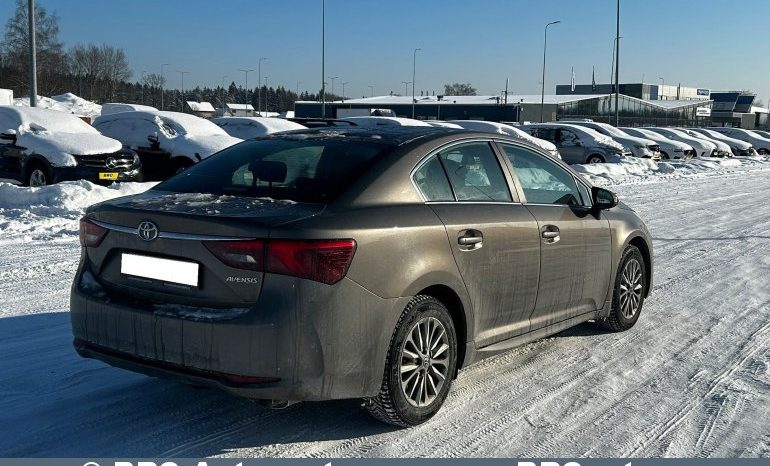 Toyota Avensis 1.8 Valvematic Automatas 2018 full