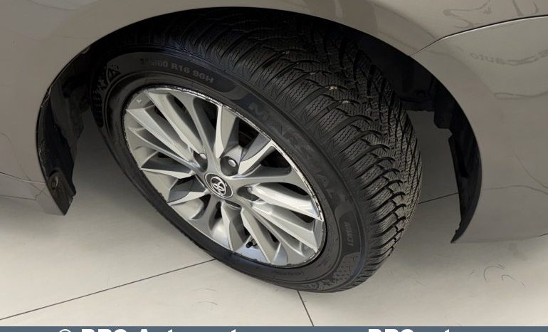 Toyota Avensis 1.8 Valvematic Active M Automatas 2018 full