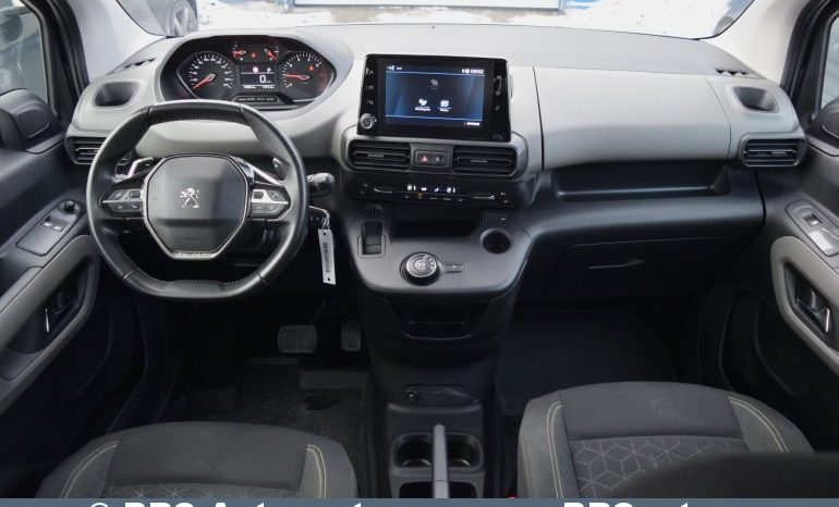 Peugeot Rifter  2020 full