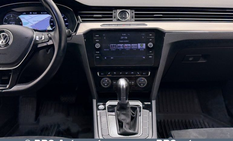 Volkswagen Passat 1.6 TDI DSG Automatas 2017 full