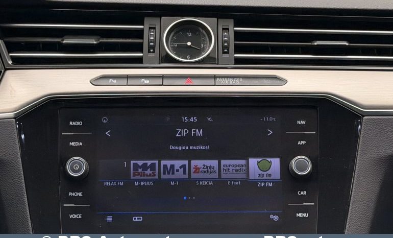 Volkswagen Passat 1.6 TDI DSG Automatas 2017 full