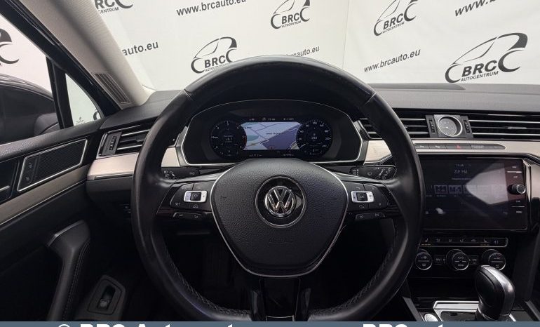 Volkswagen Passat 1.6 TDI DSG Automatas 2017 full