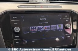 Volkswagen Passat 1.6 TDI DSG Automatas 2017 full