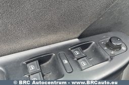 Volkswagen Passat 2.0 TDI Variant 2009 full