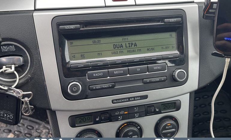 Volkswagen Passat 2.0 TDI Variant 2009 full