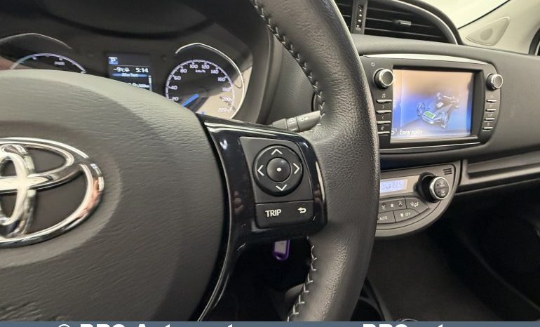 Toyota Yaris 1.5 S-Tier Hybrid Comfort Automatas 2017 full