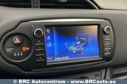 Toyota Yaris 1.5 S-Tier Hybrid Comfort Automatas 2017 full