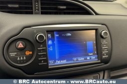 Toyota Yaris 1.5 S-Tier Hybrid Comfort Automatas 2017 full