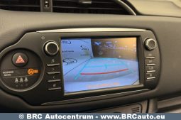 Toyota Yaris 1.5 S-Tier Hybrid Comfort Automatas 2017 full