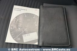 Toyota Yaris 1.5 S-Tier Hybrid Comfort Automatas 2017 full