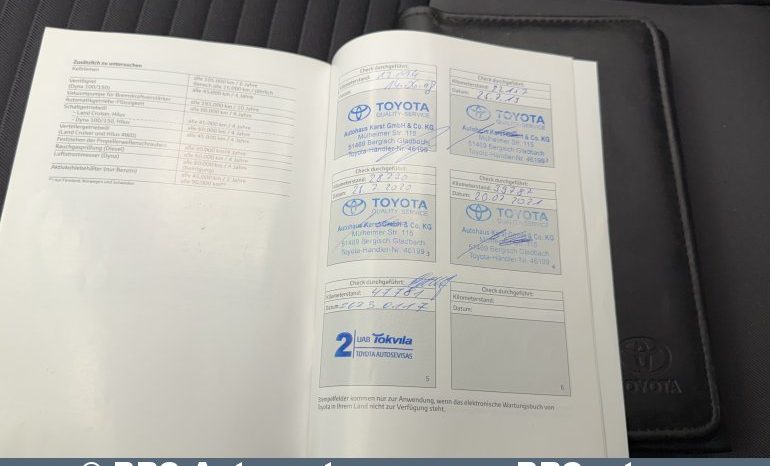 Toyota Yaris 1.5 S-Tier Hybrid Comfort Automatas 2017 full