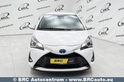 Toyota Yaris 1.5 S-Tier Hybrid Comfort Automatas 2017 full