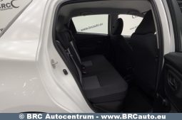 Toyota Yaris 1.5 S-Tier Hybrid Comfort Automatas 2017 full