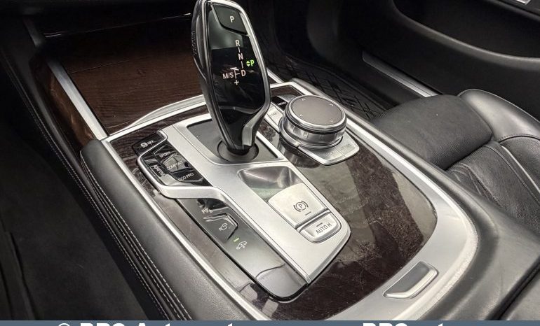 BMW 750 i xDrive 2017 full