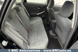 Toyota Prius 1.8 Hybrid LPG Automatas 2011 full