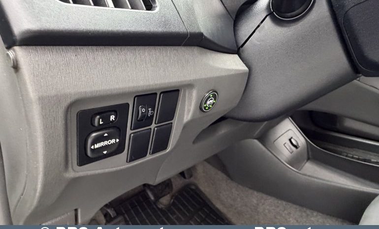 Toyota Prius 1.8 Hybrid LPG Automatas 2011 full