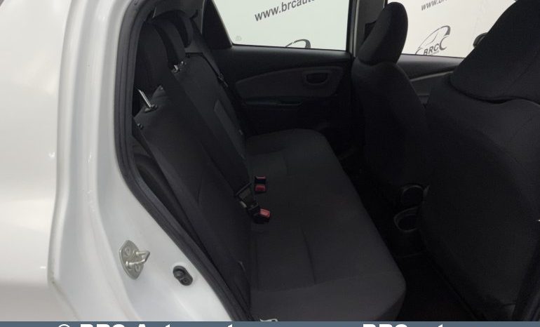 Toyota Yaris 1.0 VVT-i 2015 full