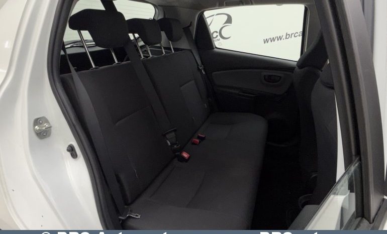 Toyota Yaris 1.0 VVT-i 2015 full