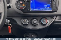 Toyota Yaris 1.0 VVT-i 2015 full