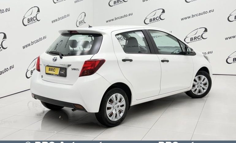 Toyota Yaris 1.0 VVT-i 2015 full