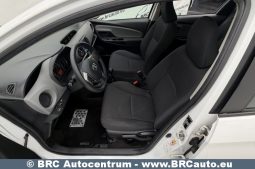 Toyota Yaris 1.0 VVT-i 2015 full