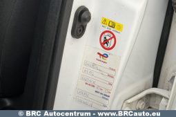 Toyota Yaris 1.0 VVT-i 2015 full