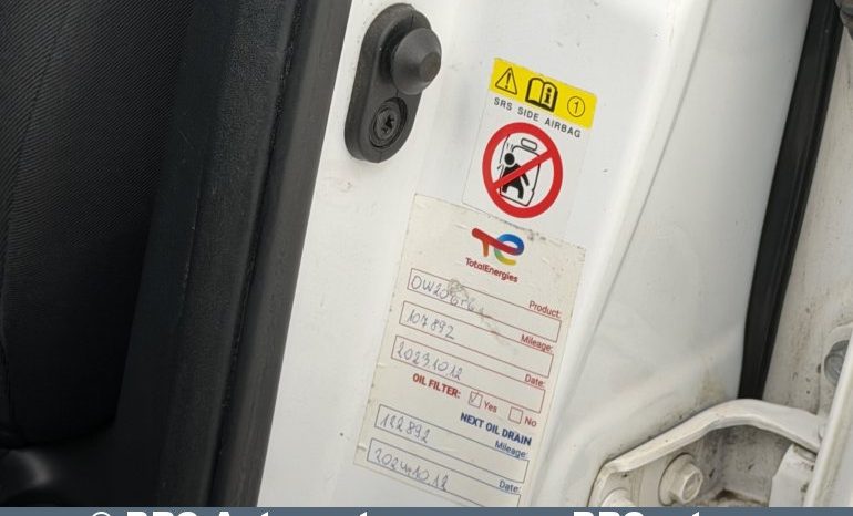 Toyota Yaris 1.0 VVT-i 2015 full