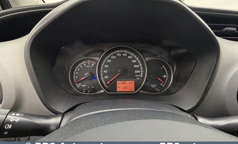 Toyota Yaris 1.0 VVT-i 2015 full