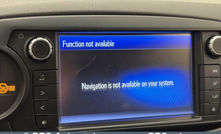 Toyota Yaris 1.0 VVT-i 2015 full