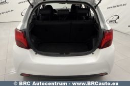 Toyota Yaris 1.0 VVT-i 2015 full