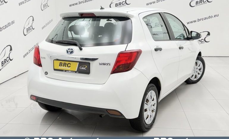 Toyota Yaris 1.0 VVT-i 2015 full