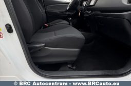 Toyota Yaris 1.0 VVT-i 2015 full