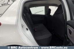Toyota Yaris 1.0 VVT-i 2015 full
