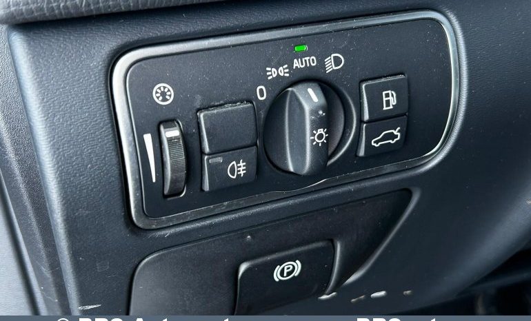 Volvo XC 60 D4 AWD Automatas 2015 full