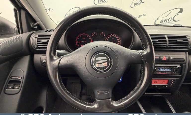 Seat Leon  2004 full