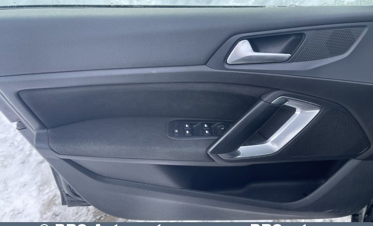 Peugeot 308 1.6 BlueHDI Automatas 2015 full