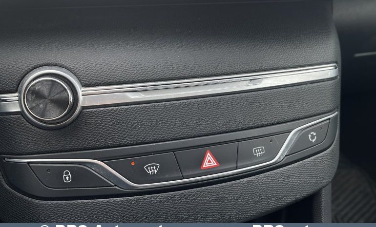 Peugeot 308 1.6 BlueHDI Automatas 2015 full