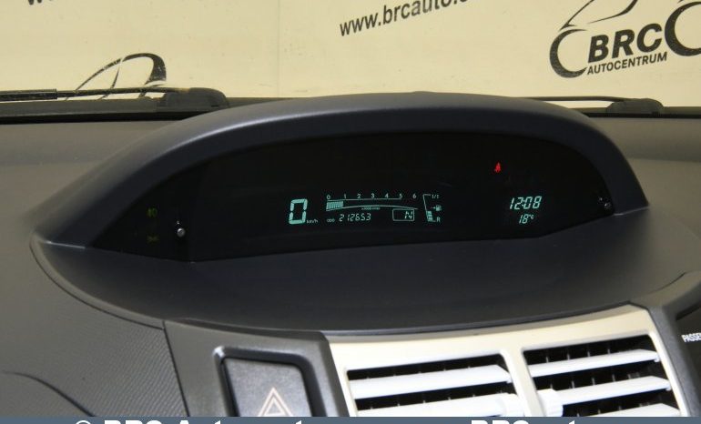 Toyota Yaris 1.4 D-4D Automatas 2007 full