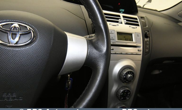 Toyota Yaris 1.4 D-4D Automatas 2007 full