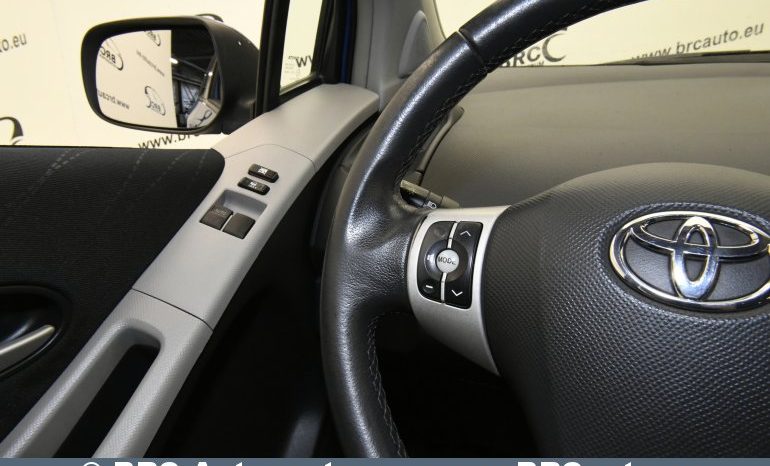 Toyota Yaris 1.4 D-4D Automatas 2007 full