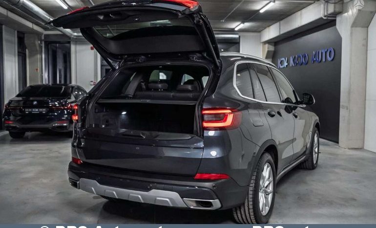 BMW X5  2019 full