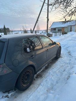 Volkswagen Golf 2004